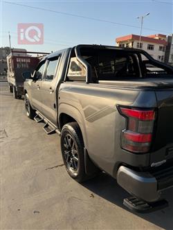 نيسان فرونتير